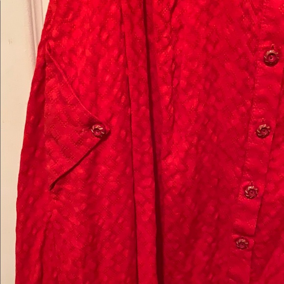 World’s cutest red dress - Picture 6 of 6